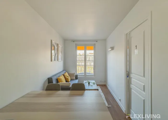 Beautiful 3-room 1st Apartamento
