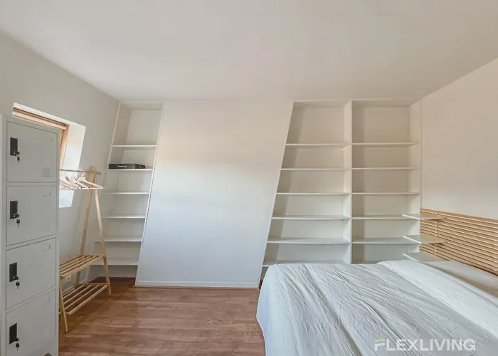 Beautiful 3-room 1st Apartamento