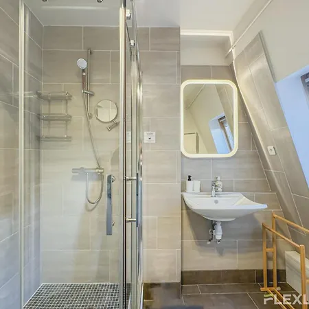 아파트 Beautiful 3-room 1st