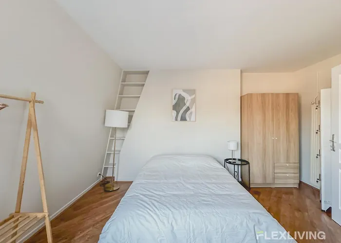 Beautiful 3-room 1st Париж